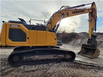 Liebherr R930 G8