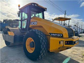 JCB VM 137
