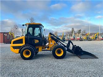 JCB 406