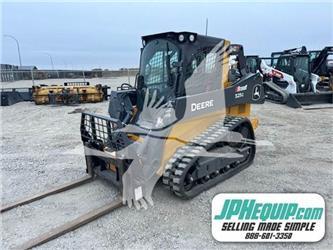 John Deere 325G