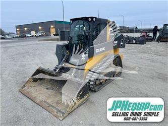John Deere 325G