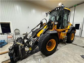 JCB 413 K T4F Nordic Edition