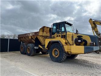 Komatsu HM 300-2