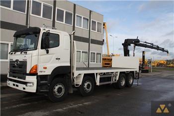 Hino 700FY crane