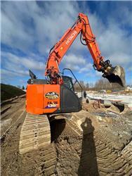 Hitachi ZX 135 US-6