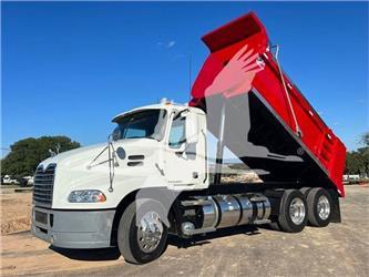 Mack PINNACLE CXU613