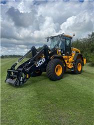 JCB 437