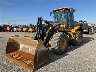John Deere 544L