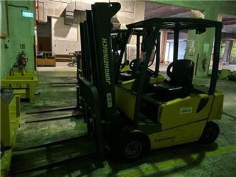 Jungheinrich EFG320