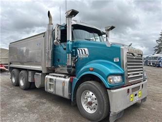 Mack Trident