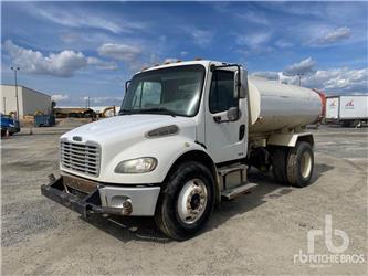 Freightliner M2 106