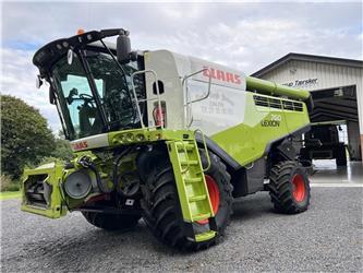 CLAAS LEXION 760 MED 4WD, AUTOSTYRING OG 31 FODS SKÆREBO