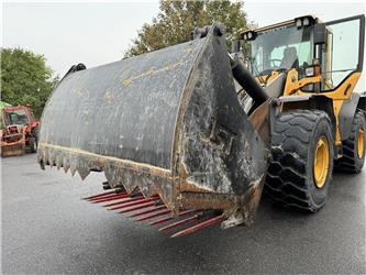  JST GG BlockCut MED VOLVO BM BESLAG!