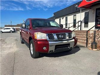 Nissan Titan