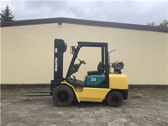 Komatsu FG30T