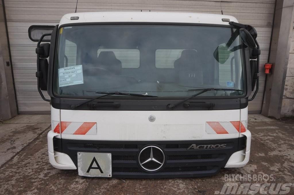Mercedes-Benz ACTROS F07 R TUNNEL HOOG Kabiner og interiør