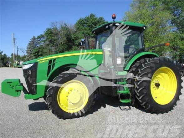 John Deere 8245R Traktorer