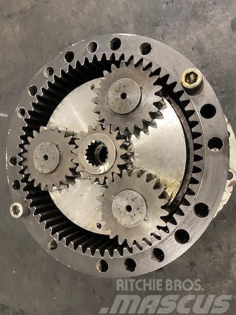 JCB JS 300 LC slewing reducer Gear