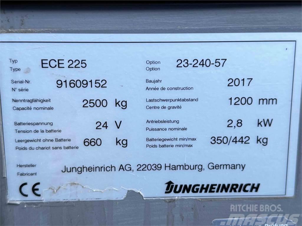 Jungheinrich ECE 225 240 - BJ.2017 - 5.413 STD. - SONDERPREIS Minigravemaskiner