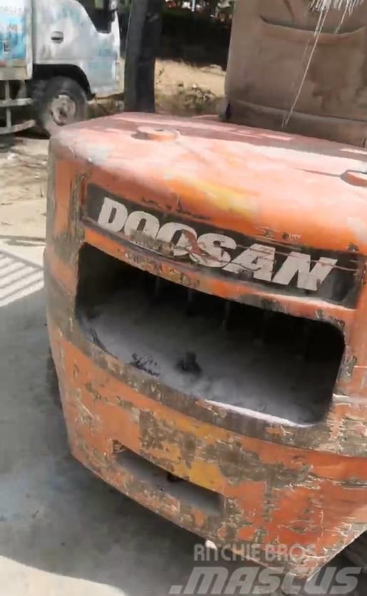 Doosan D30S Diesel gaffeltrucks