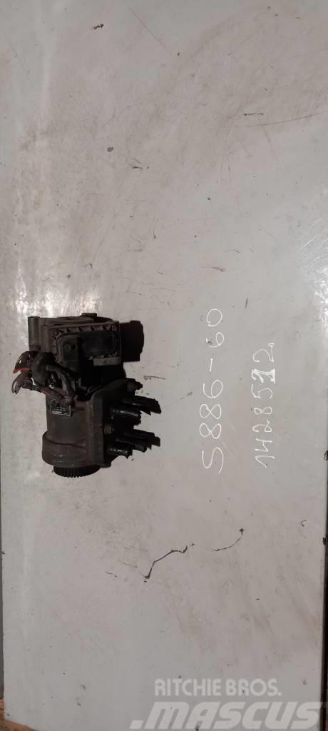 Scania R144.530 brake main valve 1428512 Bremser