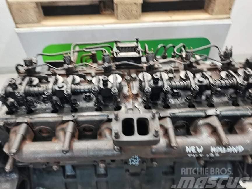New Holland TVT .... {Sisu 620 6,6L}exhaust manifold Motorer
