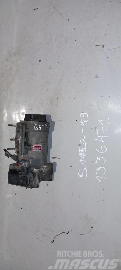 Scania R144.530 main brake valve 1336471 Bremser