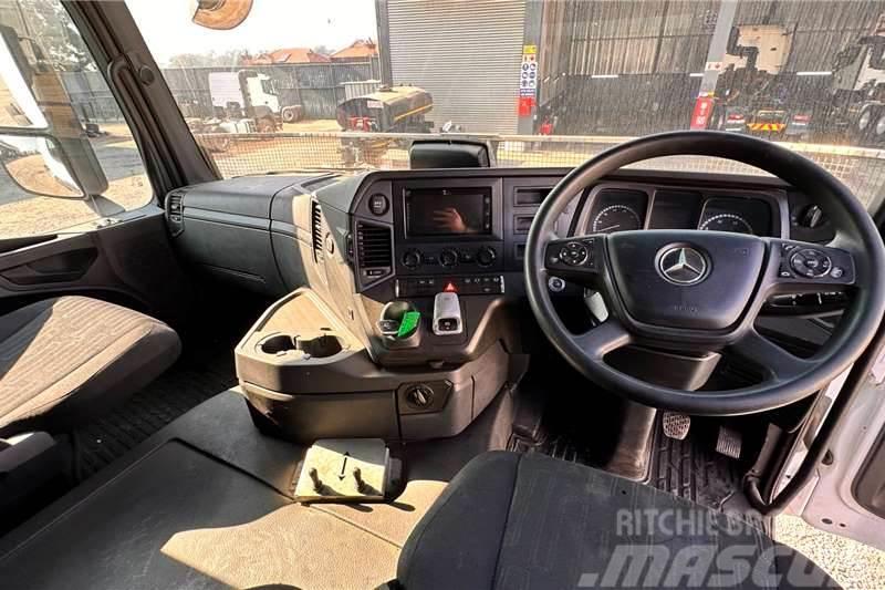 Mercedes-Benz Actros 3345 6x4 T/T Andre lastbiler