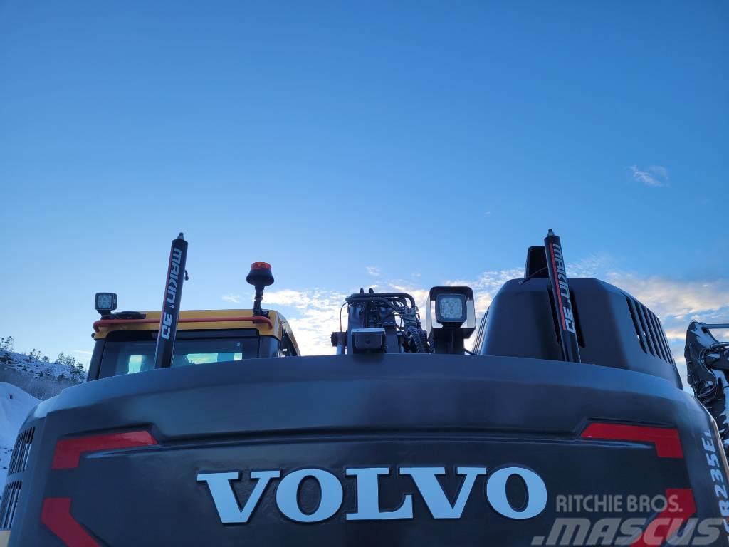 Volvo ECR235EL Makin 3D Säljes/For Sale Gravemaskiner på larvebånd
