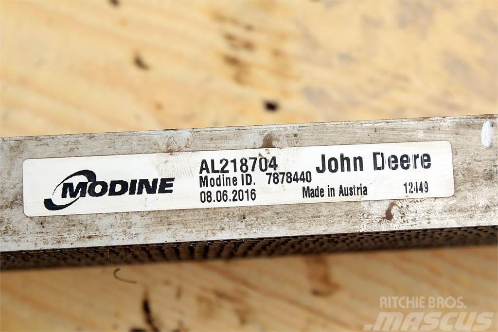 John Deere 6155R Oil Cooler Motorer