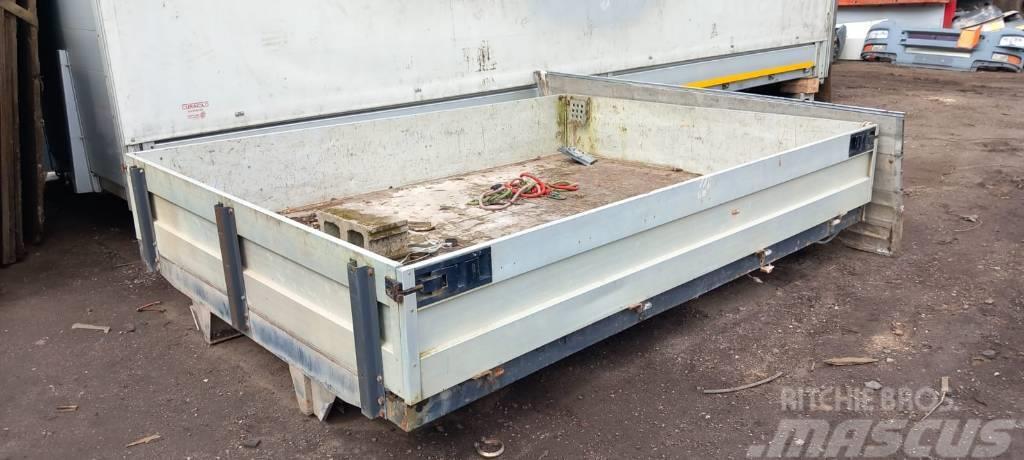 Van Hool box for cargo Andre komponenter