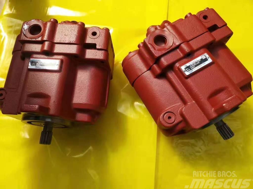 Hitachi ZX50 Hydraulic Pump Nachi PVD-2B-40P Main Pump Gear