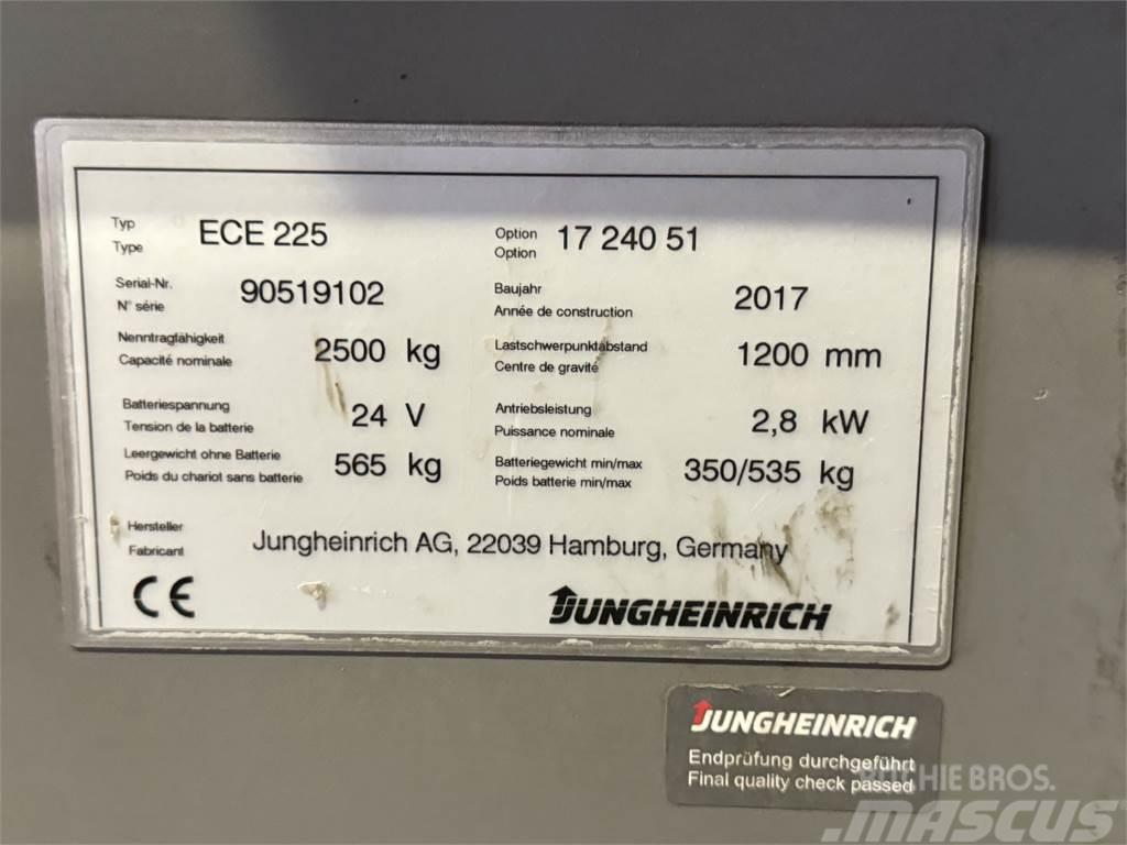 Jungheinrich ECE 225 240 - BJ. 2017 - NUR 3.467 STD. - SONDERPR Minigravemaskiner