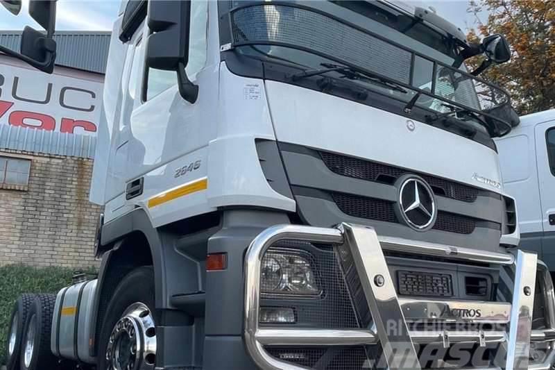 Mercedes-Benz Actros 2646 6x4 Truck Tractor Andre lastbiler