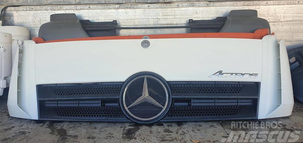 Mercedes-Benz Actros Kabiner og interiør