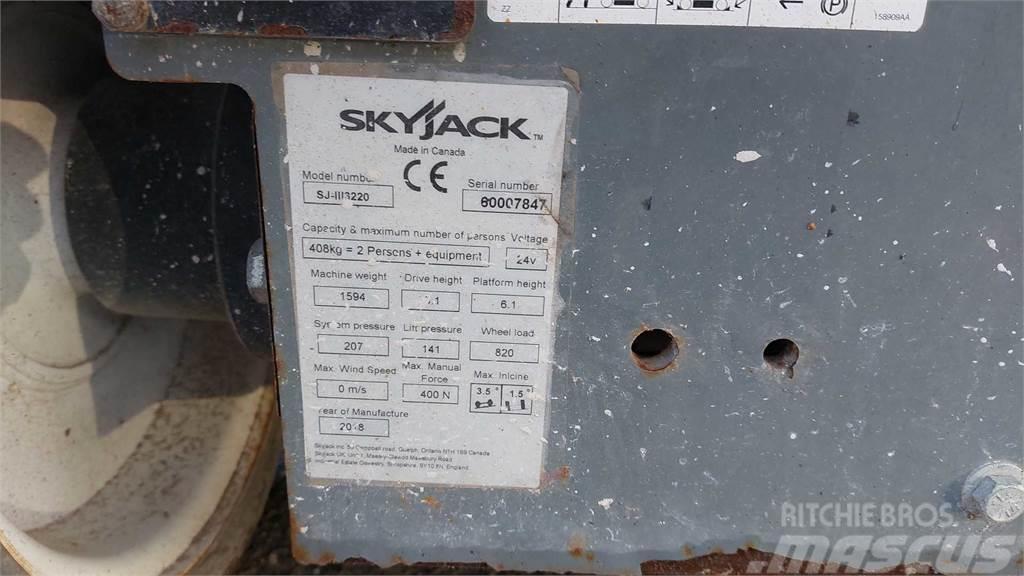 SkyJack SJIII3220 Saxlifte