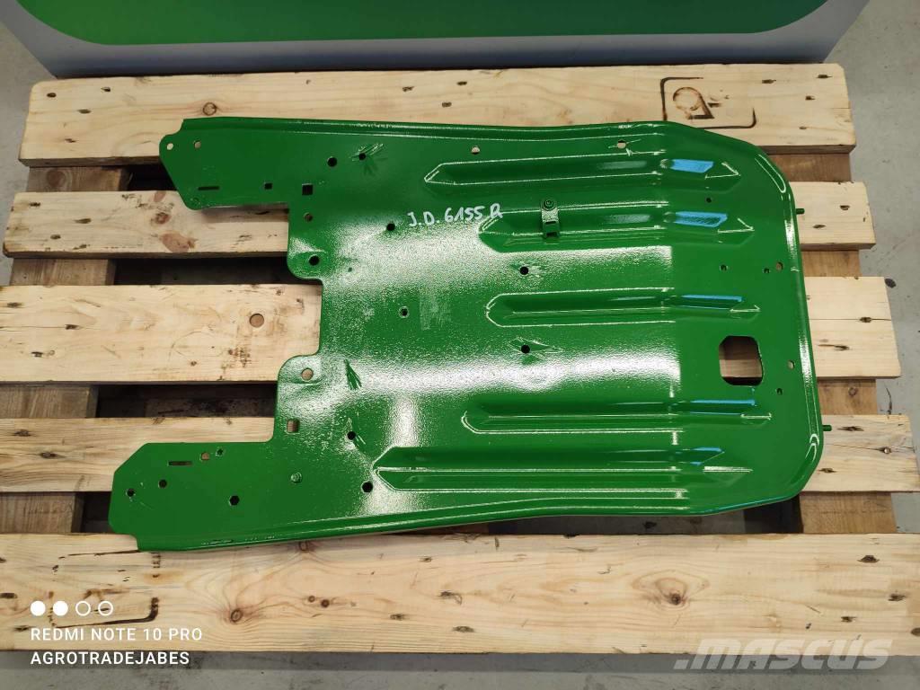 John Deere 6155R cover Kabiner og interiør