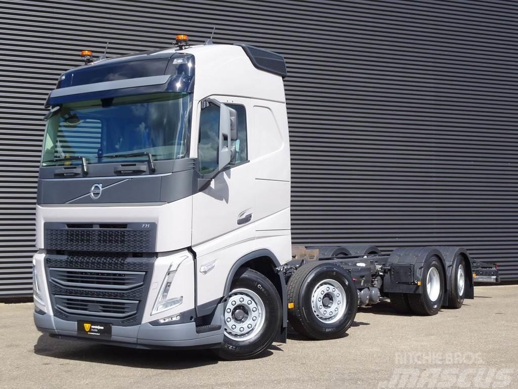 Volvo FH 500 / CHASSIS / 8x2/6 / LIFT STEERING AXLE / PT Chassis