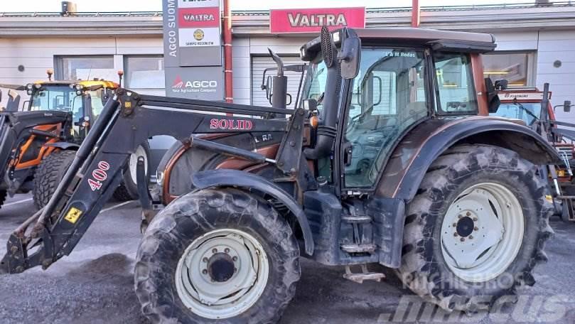 Valtra N142 VERSU Traktorer