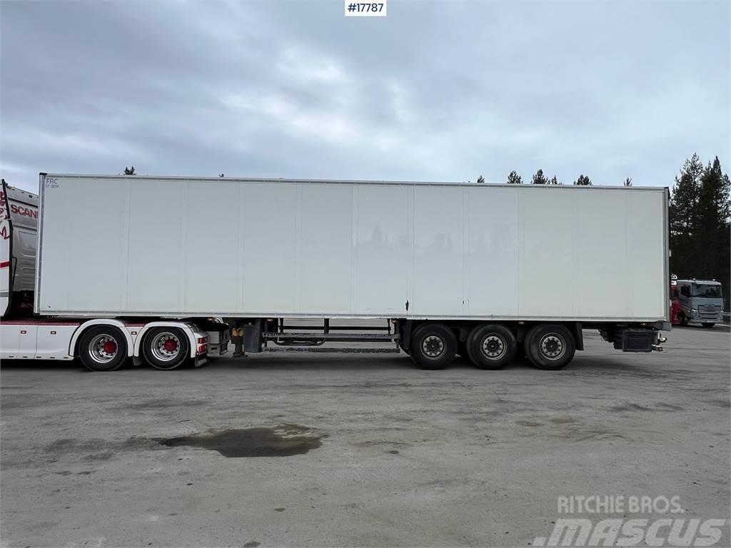 Schmitz Cargobull cool/freezer trailer w/ new major service on unit Andre anhængere