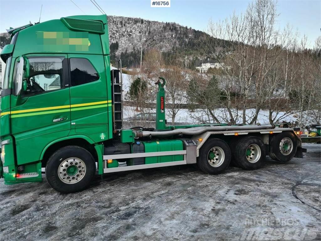 Volvo FH 8x4 hooklift truck w/ 24h multilift and compres Kroghejs