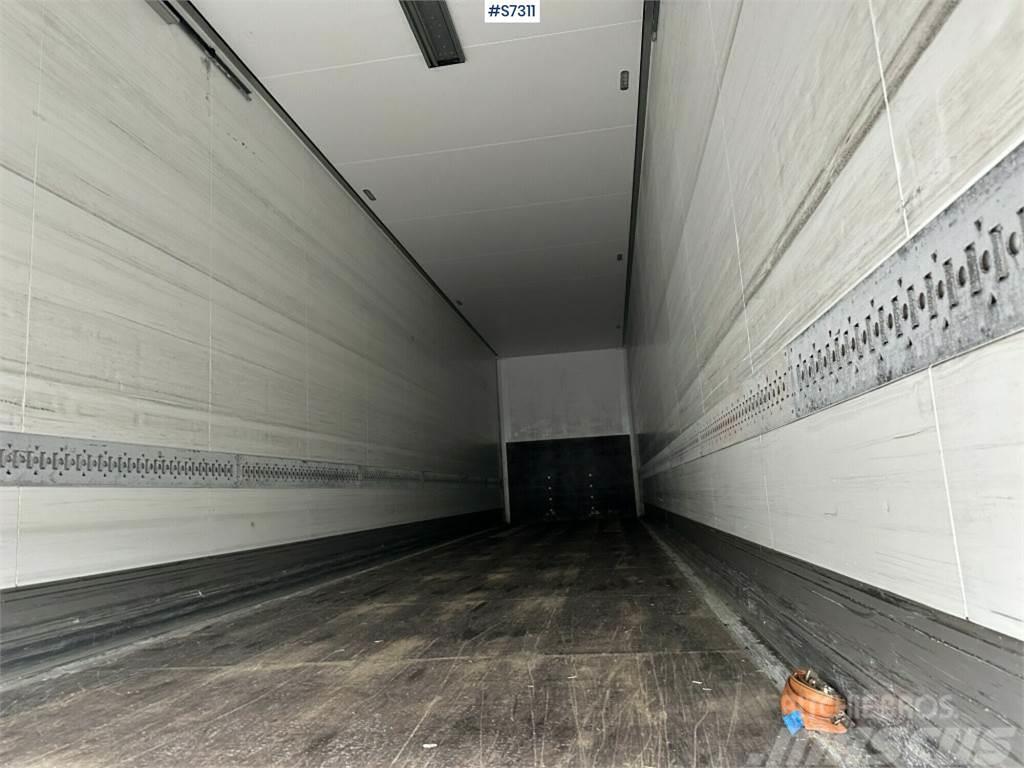 Schmitz Cargobull Box trailer with roller shutter Andre anhængere