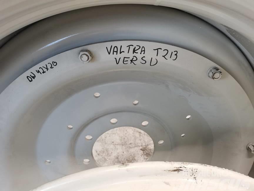 Valtra T213 Versu {DW 42X20}  rim Hjul, Dæk og Fælge