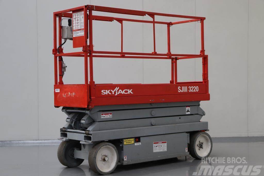 SkyJack SJIII-3220M Saxlifte