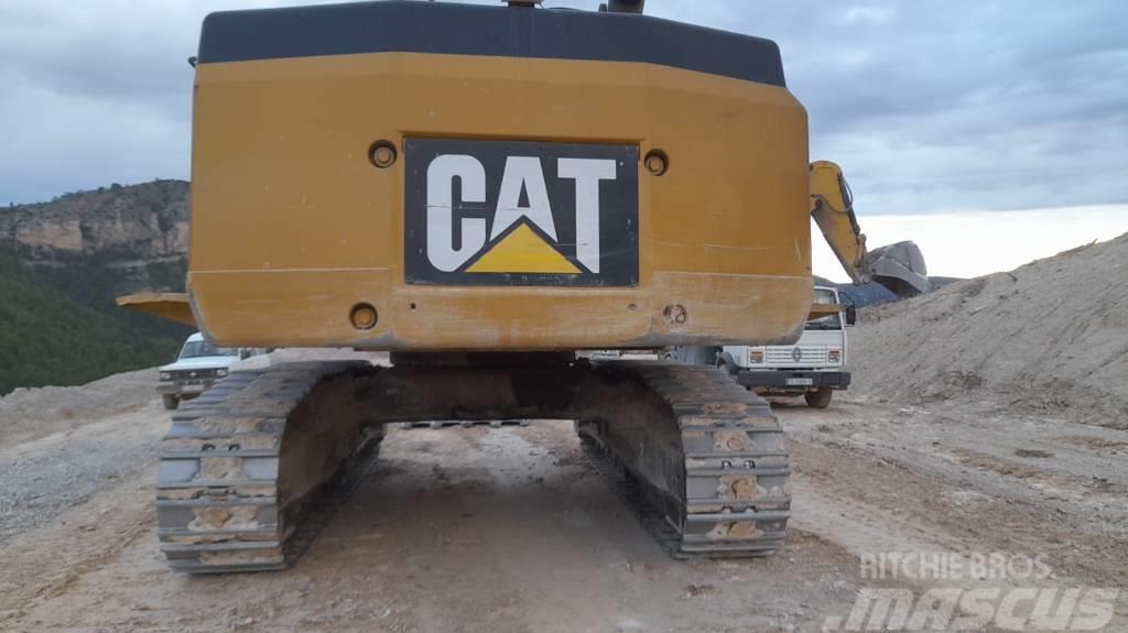 CAT 390 D L ME Crawler excavators