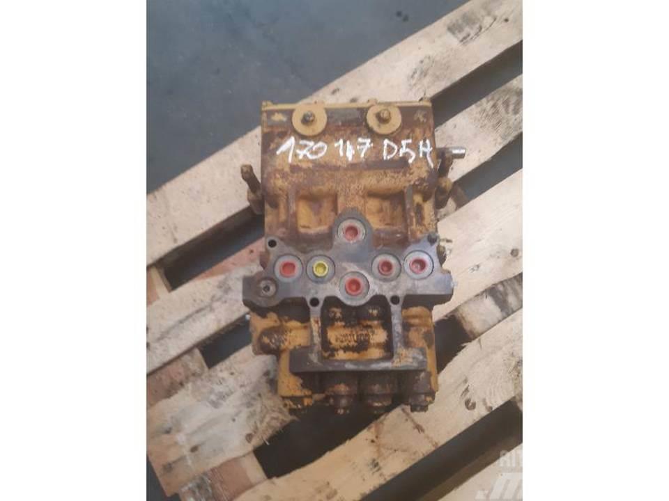 CAT D5H Hydraulik