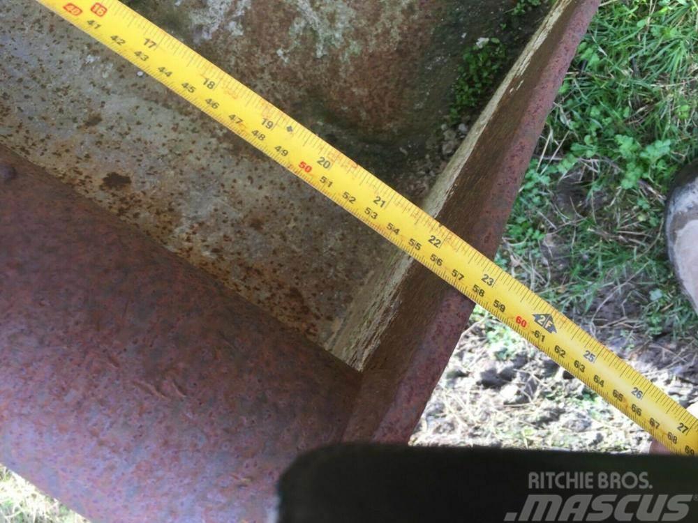  Excavator Digging Bucket 45 mm pins - £350 - Gatwi Andet tilbehør