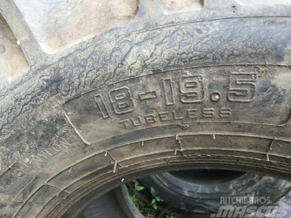  Used Tyre 18 - 19.5 - 16 Ply rating £70 Hjul, Dæk og Fælge