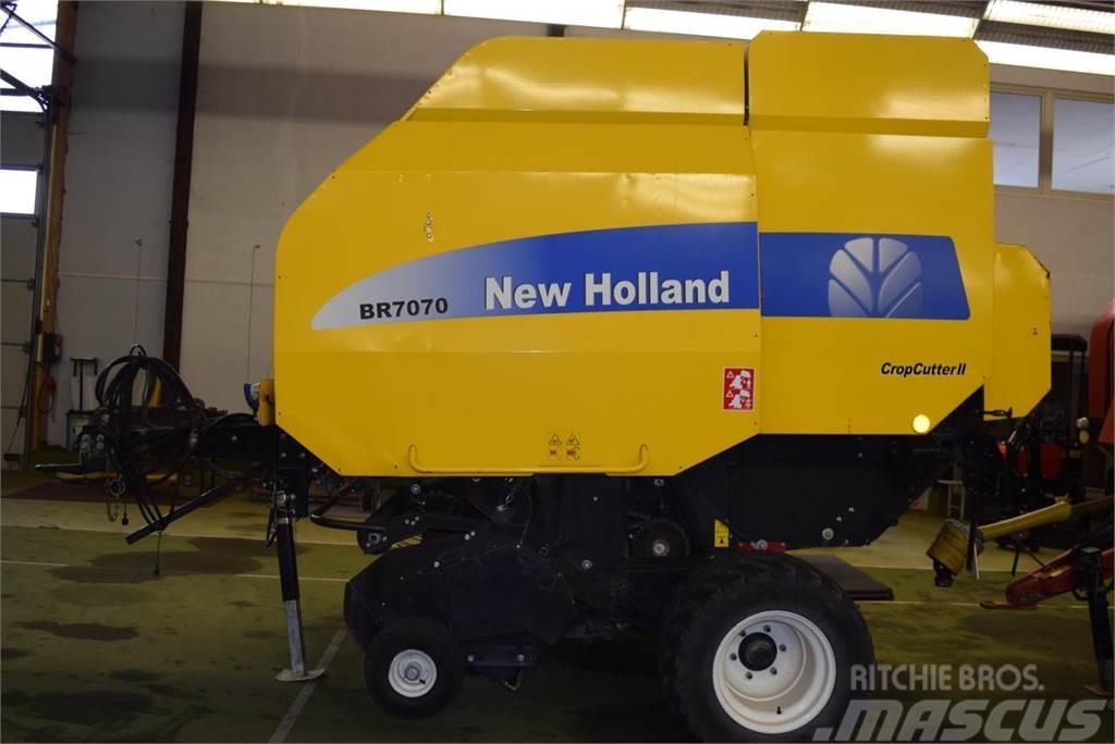 New Holland BR 7070 Crop Cutter II Rundballe-pressere