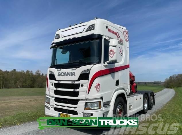Scania R500 med ny demo kran Trækkere
